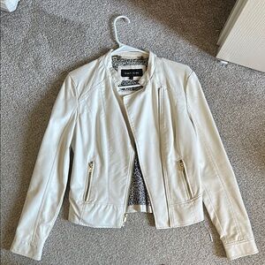 Black Rivet Women's Cream Leather Jacket